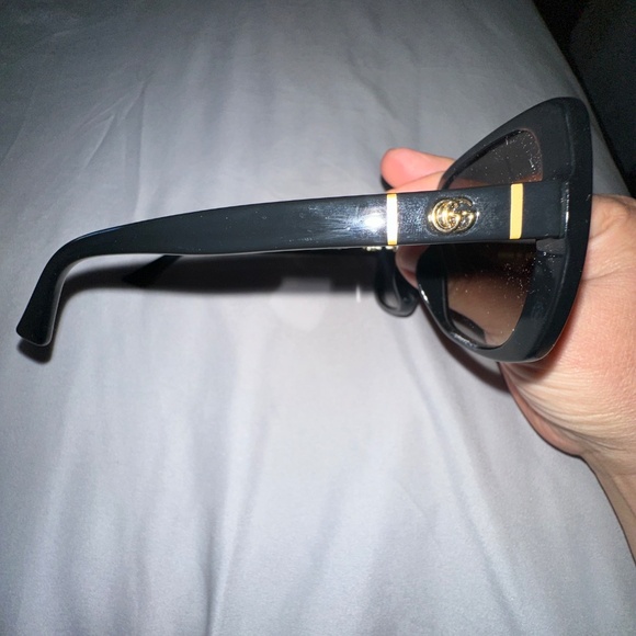 Gucci sunglasses - Picture 3 of 5